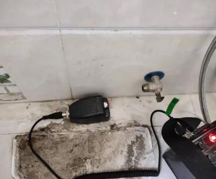 奈曼屋顶漏水维修公司分享下卫生间漏水的危害及解决方法
